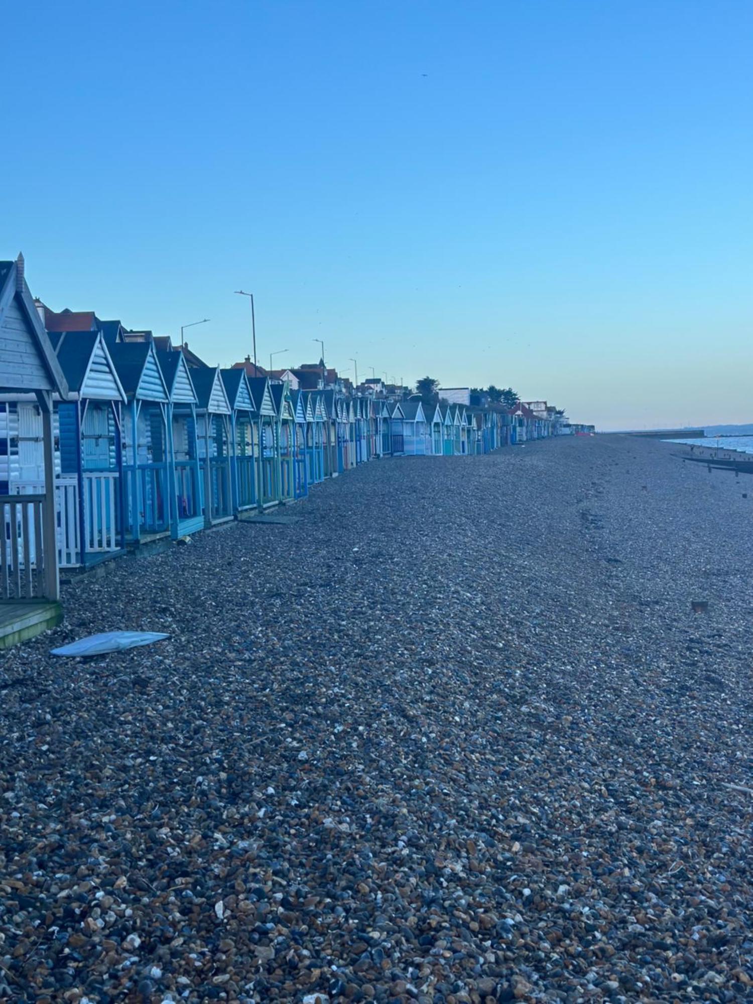 Pure Edge Beach Guest House With Sea View Herne Bay Exterior foto